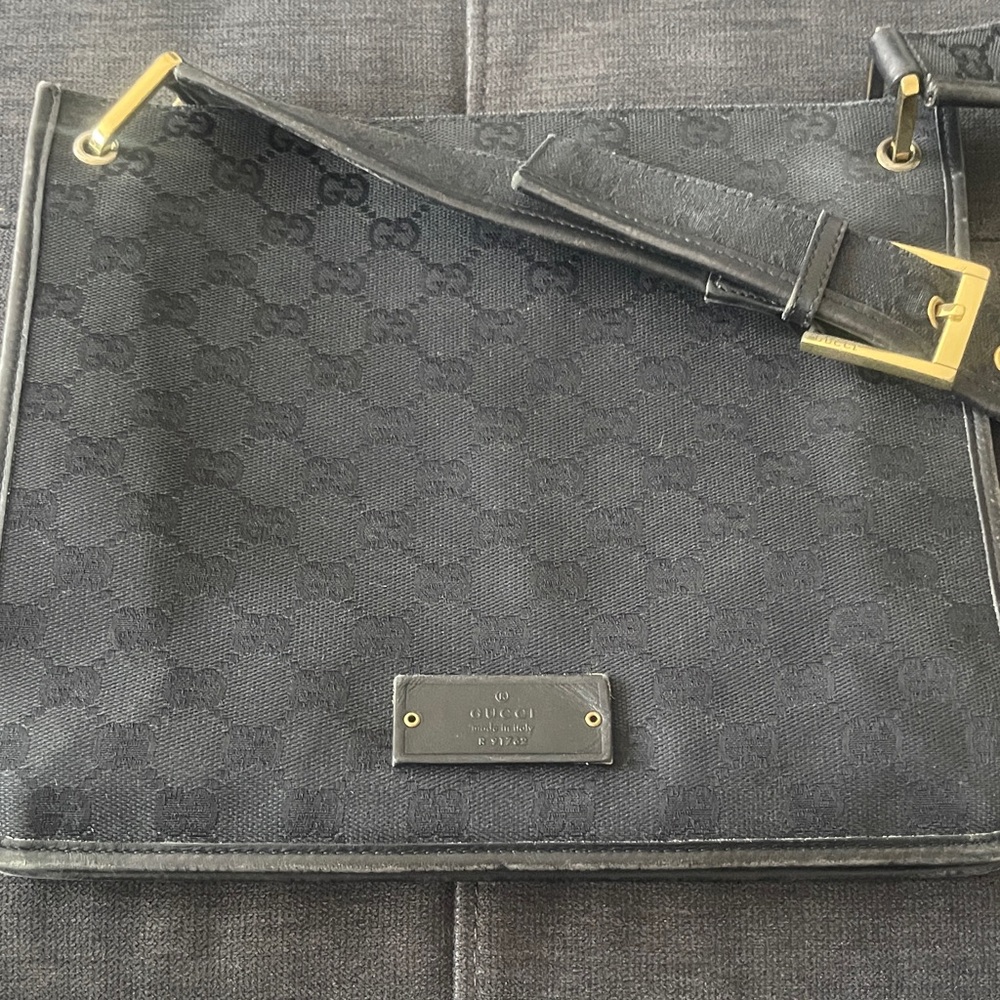 Gucci Black and Gold Men's Messenger Bag